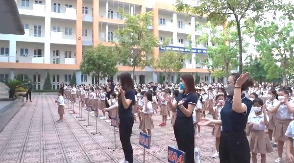 Học sinh Hà Nội lan tỏa thông điệp 2K+ phòng chống dịch Covid-19 - Anh 1