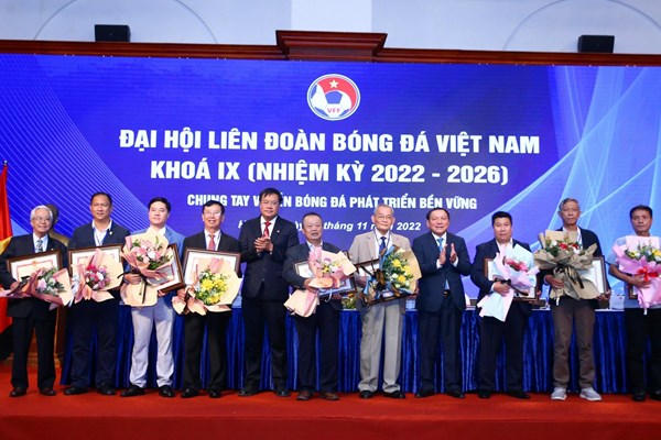 Bộ trưởng Nguyễn Văn Hùng giao 6 nhiệm vụ cho Liên đoàn Bóng đá Việt Nam nhiệm kỳ  IX - Anh 2