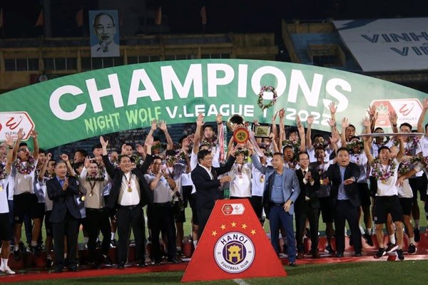 CLB Hà Nội vô địch sớm 1 vòng đấu tại V.League 2022 - Anh 4