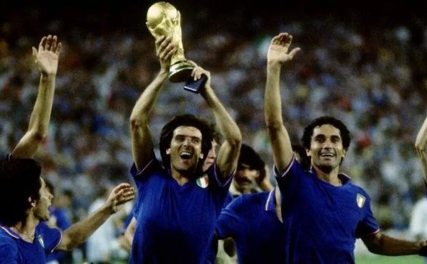 World Cup 2022: Ký ức về giải đấu năm 1982 đầy kịch tính và bất ngờ - Anh 1