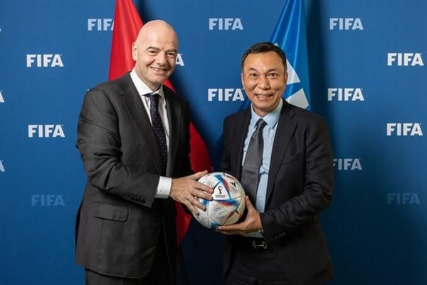 Chủ tịch VFF dự Hội nghị thượng đỉnh FIFA và khai mạc World Cup 2022 - Anh 1