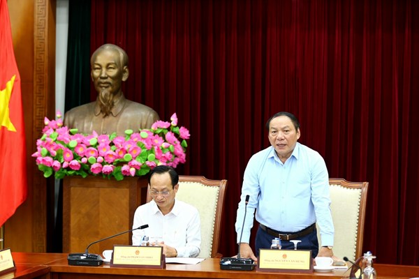 Bộ trưởng Bộ VHTTDL Nguyễn Văn Hùng: Ghi dấu ấn Bạc Liêu là cái nôi của đờn ca tài tử - Anh 1