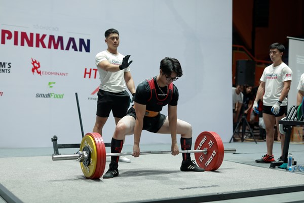 Lan Anh và Anh Tú giành 2 danh hiệu toàn năng tại Giải Powerlifting Việt Nam 2022 - Anh 3