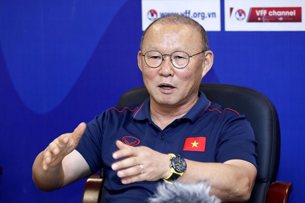 HLV Park Hang-seo: ‘Tuyển Việt Nam sẽ không khiến khán giả thất vọng khi đấu Dortmund’ - Anh 1
