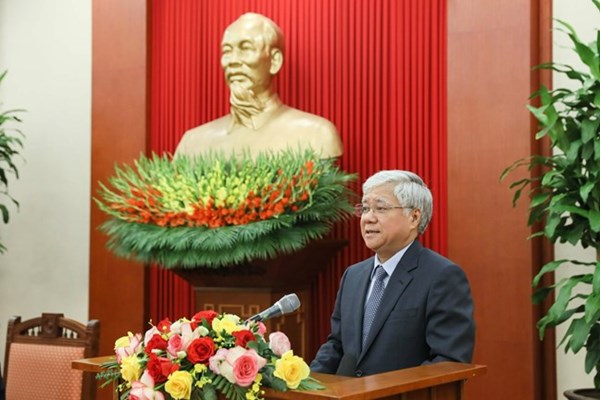 Tổng Bí thư Nguyễn Phú Trọng gặp mặt đội ngũ cán bộ Mặt trận cơ sở tiêu biểu - Anh 3