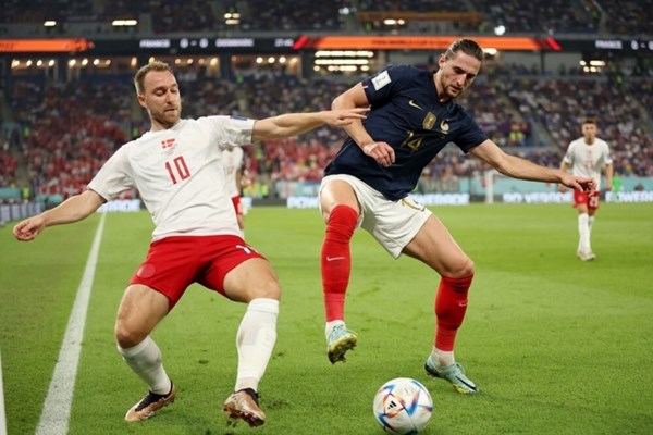 Tuyển Pháp là đội bóng đầu tiên vào vòng 1/8 World Cup 2022 - Anh 1