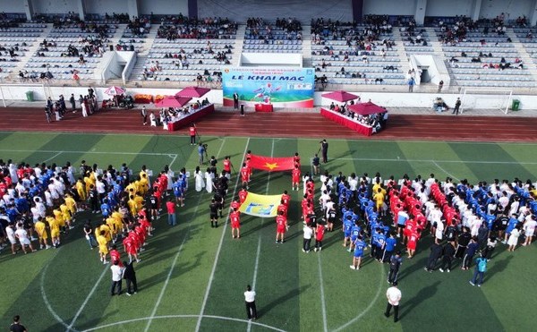 Gần 2.000 cầu thủ tham dự Giải bóng đá học sinh THPT Hà Nội - An ninh Thủ đô - Anh 2