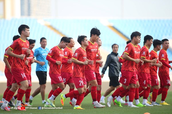 Tuyển Việt Nam cố gắng để có một trận đấu đẹp cống hiến cho khán giả - Anh 2