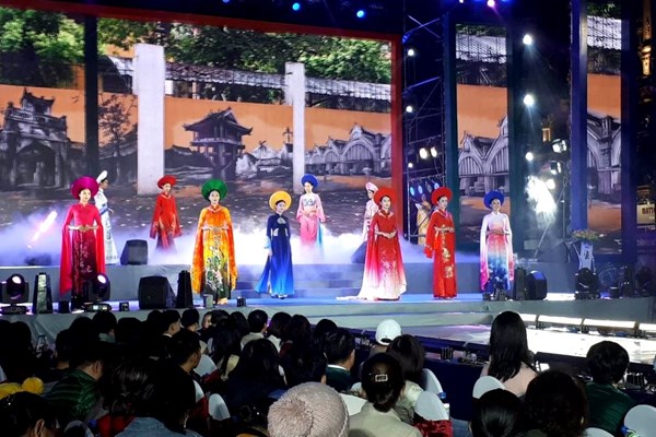 Khai mạc Lễ hội áo dài du lịch Hà Nội 2022 - Anh 4