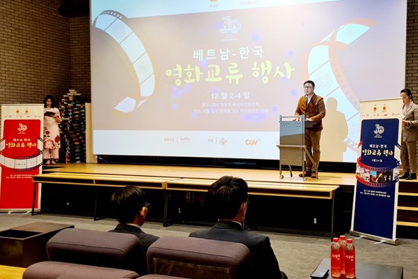 Khai mạc Chương trình Giao lưu điện ảnh Việt Nam-Hàn Quốc năm 2022 - Anh 3