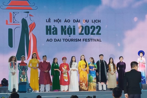 30.000 lượt người tham dự Lễ hội Áo dài du lịch Hà Nội - Anh 5