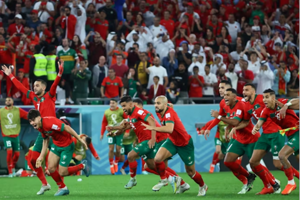 Hạ Tây Ban Nha trên loạt “đấu súng”, Marocco vào tứ kết - Anh 2