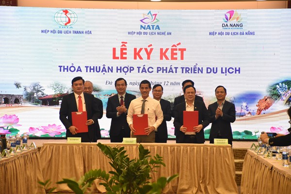 Hội chợ quốc tế du lịch VITM Đà Nẵng 2022: Đà Nẵng - Nghệ An - Thanh Hóa ký kết hợp tác du lịch - Anh 1