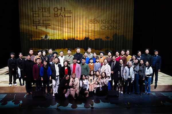 Kỷ niệm 70 năm thành lập Nhà hát Kịch Việt Nam​​​​​​​: Cháy hết mình để khẳng định vị thế nhà hát quốc gia - Anh 1