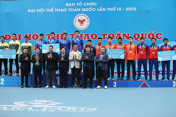 Nam Tây Ninh, nữ Quân đội vô địch đồng đội môn quần vợt - Anh 2