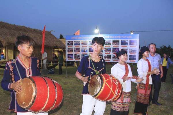 Giữ nét đẹp văn hóa truyền thống đồng bào thiểu số ở Bình Định - Anh 1