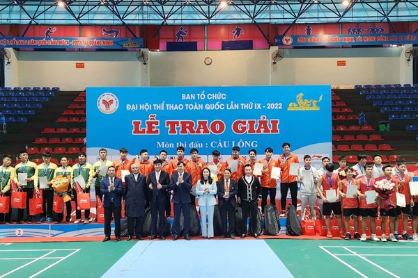 Nam Hà Nội, nữ Thái Bình vô địch đồng đội môn cầu lông - Anh 1