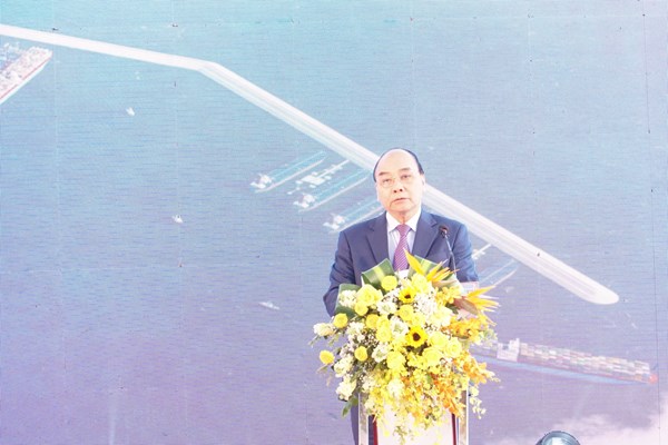 Chủ tịch nước dự Lễ khởi công dự án đầu tư xây dựng bến cảng Liên Chiểu - Anh 2