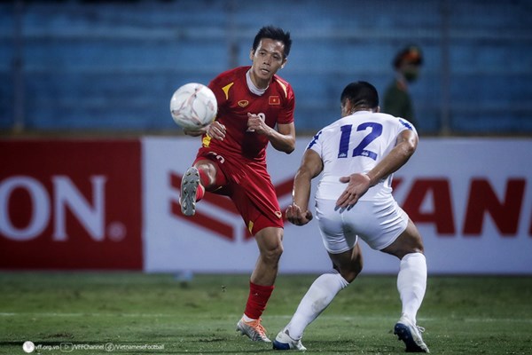 HLV Park Hang-seo hài lòng với chiến thắng của tuyển Việt Nam - Anh 2