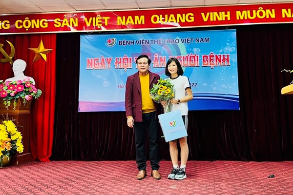 Bác sĩ Bệnh viện Thể thao Việt Nam lưu ý trong tập luyện, phục hồi chức năng xương khớp - Anh 1