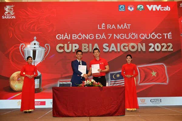 Lần đầu tiên tổ chức Giải bóng đá 7 người quốc tế tranh Cúp Bia Sài Gòn - Anh 3