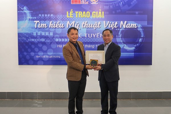 Trao giải chương trình “Tìm hiểu mỹ thuật Việt Nam” - Anh 4