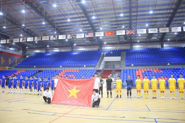 Khai mạc giải bóng đá vô địch tỉnh Quảng Ngãi năm 2022 - Anh 1