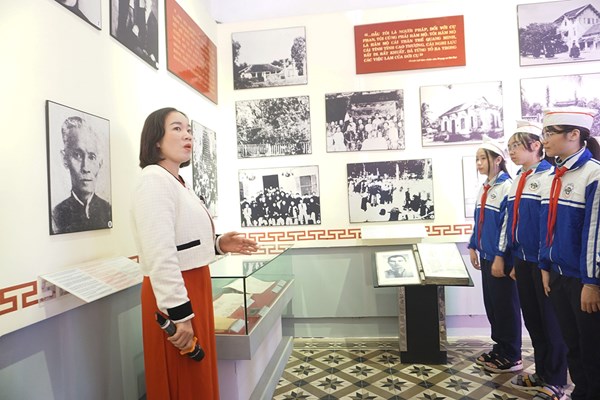 Kỷ niệm 155 năm Ngày sinh chí sĩ yêu nước Phan Bội Châu - Anh 4
