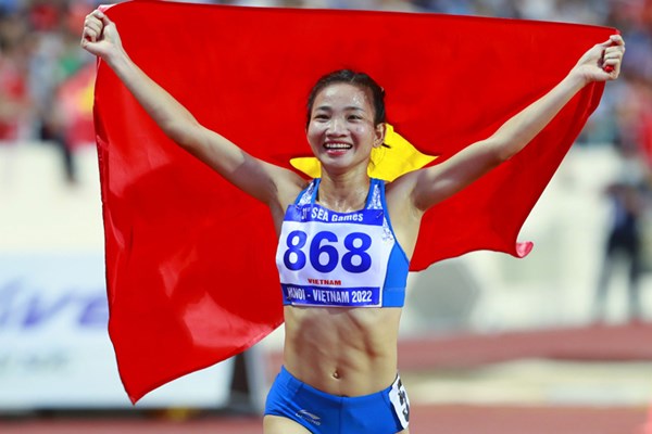 Nguyễn Thị Oanh dẫn đầu danh sách VĐV tiêu biểu của Thể thao Việt Nam 2022 - Anh 1