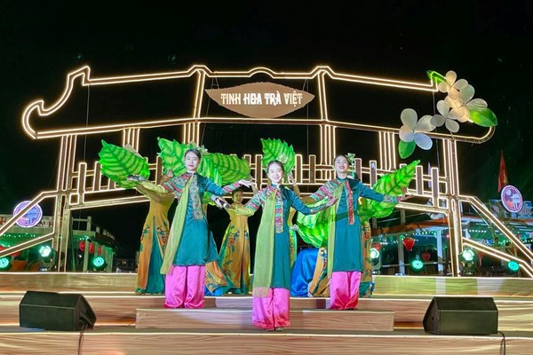 Hội An: Khai mạc Lễ hội văn hóa “Tinh hoa Trà Việt” - Anh 1