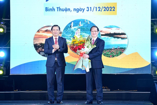 Công bố Năm Du lịch quốc gia 2023 “Bình Thuận - Hội tụ xanh” - Anh 2