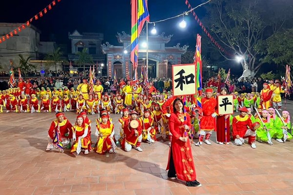 Lễ hội kéo chữ truyền thống tại làng Phụng Công, tỉnh Thái Bình - Anh 1
