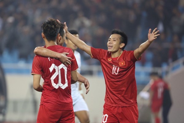 Thắng dễ Myanmar, tuyển Việt Nam vào bán kết AFF Cup 2022 - Anh 7