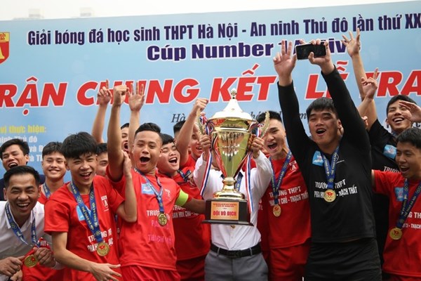 Bế mạc Giải bóng đá học sinh THPT Hà Nội – An ninh thủ đô - Anh 1