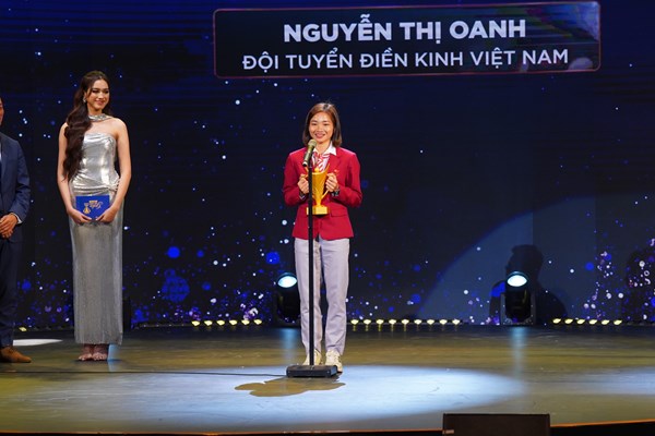 Nguyễn Huy Hoàng đoạt cú đúp giải thưởng tại Gala Cúp chiến thắng - Anh 3