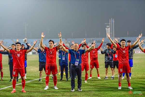 Chung kết lượt đi AFF Cup 2022 Việt Nam- Thái Lan: Không gì là không thể - Anh 1