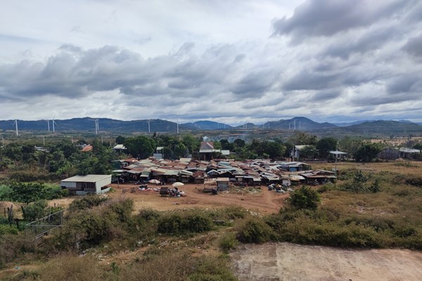 Xây chợ xã Ia Le, huyện Chư Pưh (Gia Lai): Sau hơn 5 năm vẫn dở dang - Anh 1