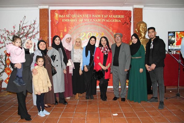 Đại sứ quán Việt Nam tại Algeria tổ chức Tết Cộng đồng - Anh 4
