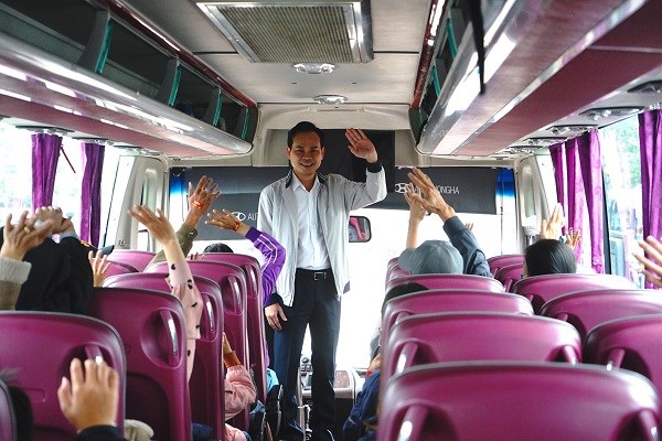 Đà Nẵng: Ấm áp hành trình hồi hương trên những “Chuyến xe Công đoàn” - Anh 3