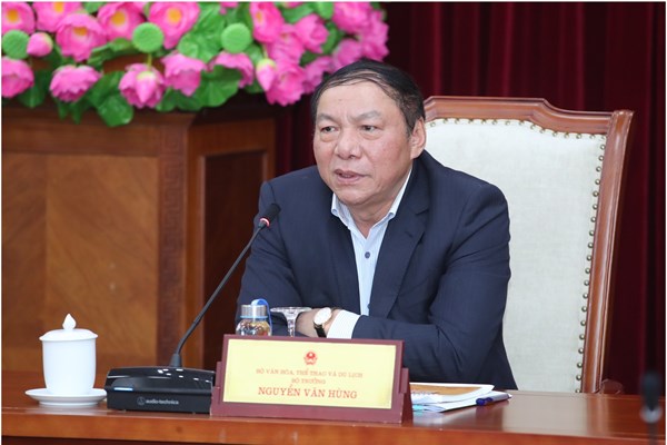 Bộ trưởng Nguyễn Văn Hùng: Các hoạt động kỷ niệm 80 năm Đề cương văn hóa Việt Nam cần được chuẩn bị, tổ chức chu đáo, có chất lượng và chiều sâu - Anh 1