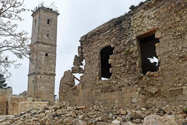 Nhiều di tích lịch sử bị hư hại nghiêm trọng sau trận động đất tại Thổ Nhĩ Kỳ và Syria - Anh 1
