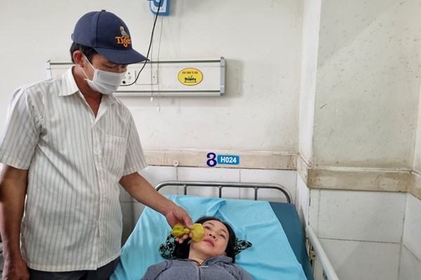 Vụ tai nạn nghiêm trọng ở Quảng Nam: Nạn nhân thứ 10 tử vong - Anh 2
