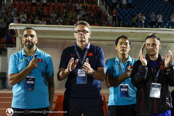 VFF chuẩn bị công bố tân HLV trưởng đội tuyển Việt Nam và U23 Quốc gia - Anh 2