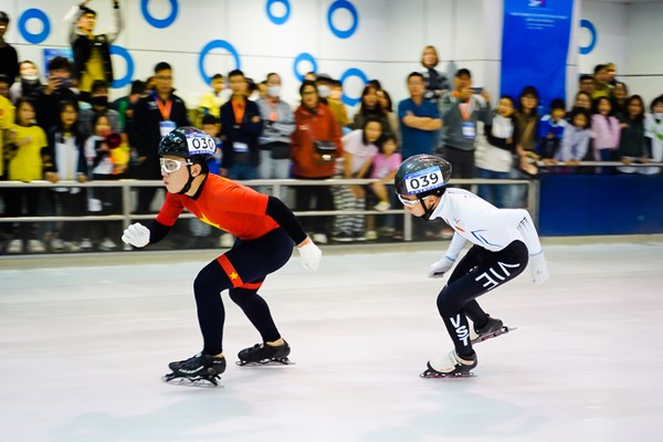 Lần đầu tiên tổ chức Giải vô địch trẻ Trượt băng tốc độ quốc gia tại Hà Nội - Anh 3
