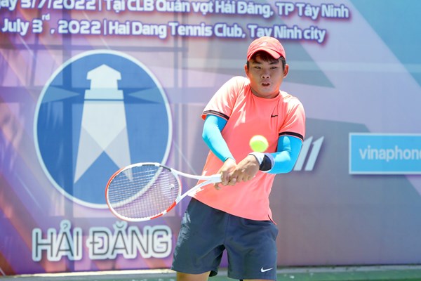 Gần 200 tay vợt tham dự giải quần vợt trẻ quốc tế ở Tây Ninh - Anh 1