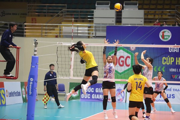 Nữ Ninh Bình Lienvietpostbank xuất sắc đánh bại Than Quảng Ninh tại Vòng 1 Giải Bóng chuyền VĐQG 2023 - Anh 1