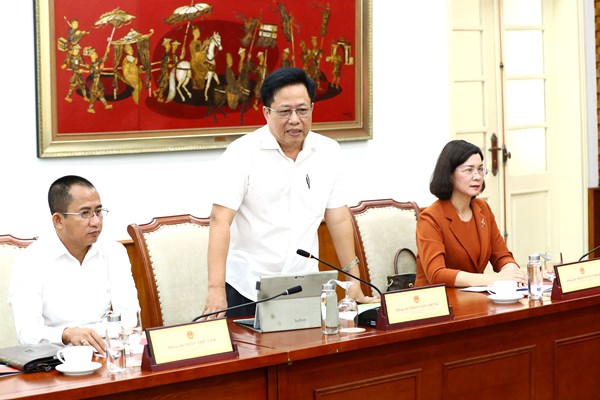 Bộ trưởng Nguyễn Văn Hùng: Bộ VHTTDL sẽ đồng hành với Bình Phước để cùng tiến xa hơn - Anh 5