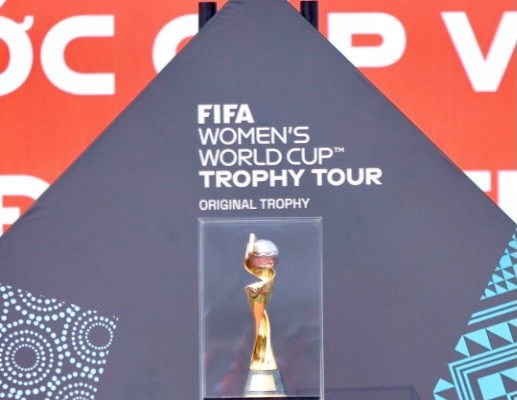 Rước cúp vô địch bóng đá nữ thế giới 2023 tại Việt Nam - Anh 3