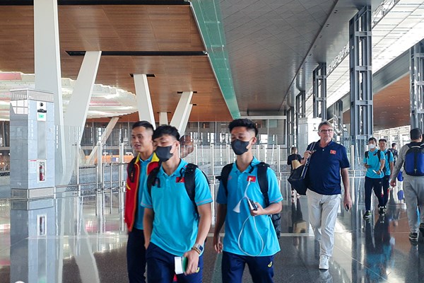 U23 Việt Nam đến Qatar, chuẩn bị cho giải quốc tế Doha - Anh 1