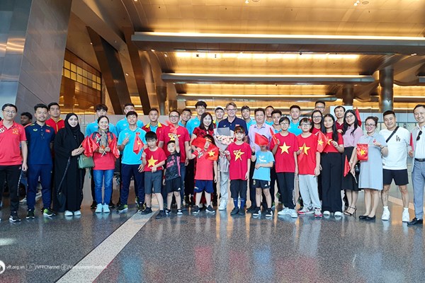 U23 Việt Nam đến Qatar, chuẩn bị cho giải quốc tế Doha - Anh 3
